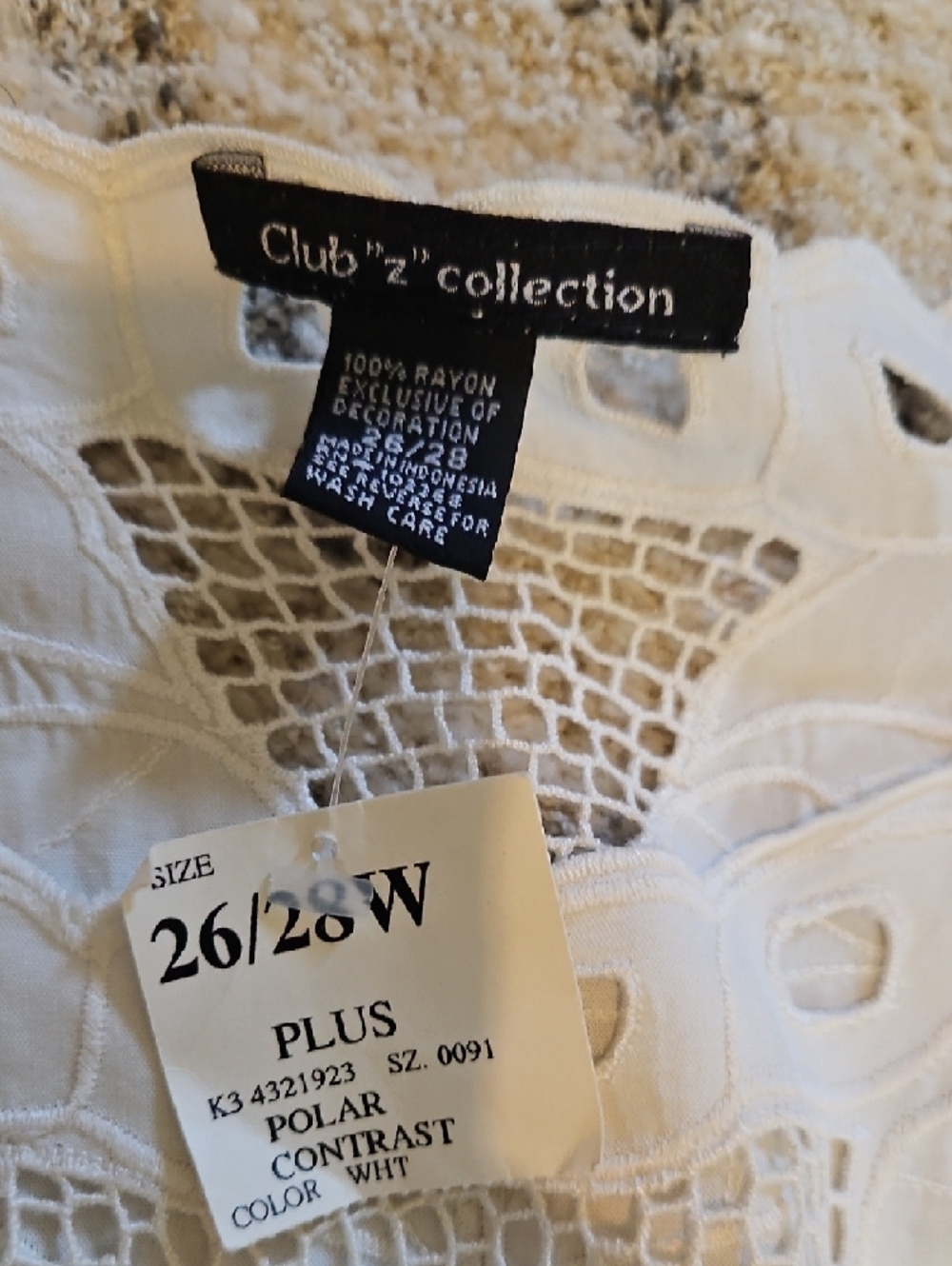 White Eyelet Summer Blouse with Scallop Trim And Matching Skirt - Picture 2 of 7